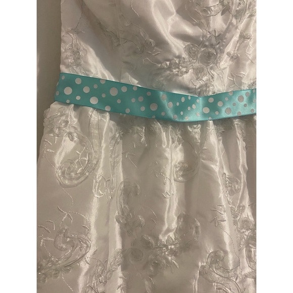 white strapless designer grad/confirmation dress - Picture 3 of 4